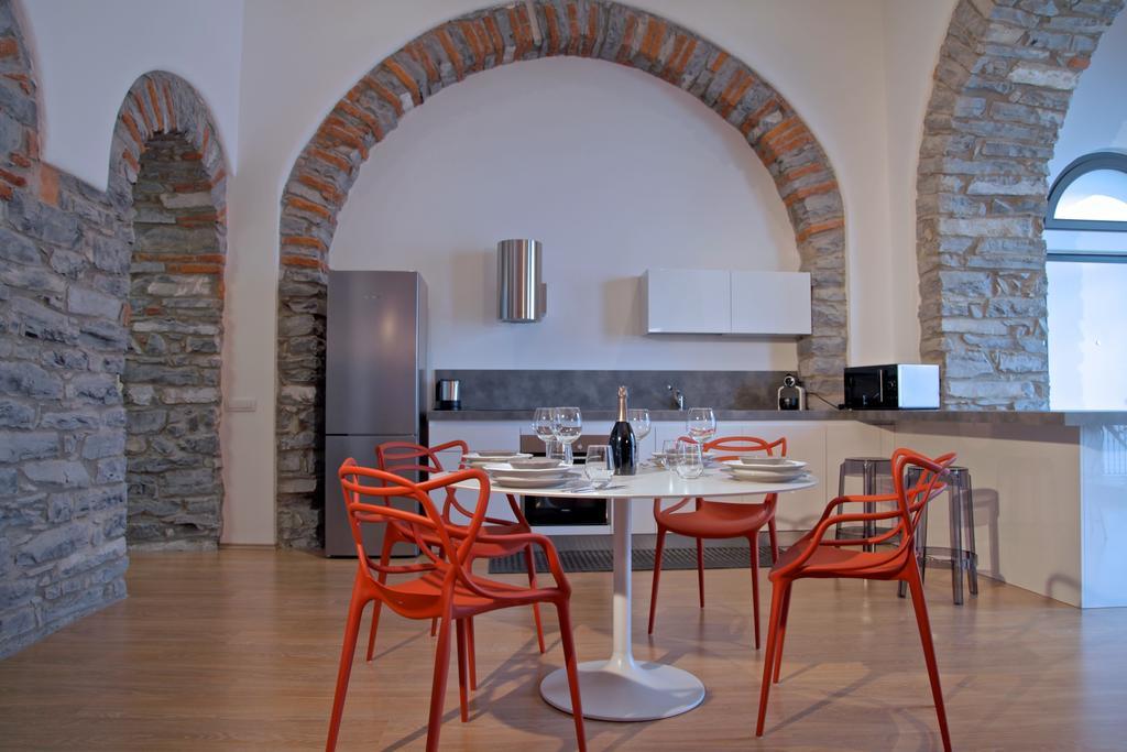 I Platani Villa Lezzeno Ruang foto